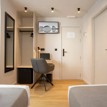 Hotel Aila Ii Boutique By Singularstays - Digital Access Burjassot