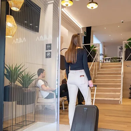 Aila Ii Boutique By Singularstays - Digital Access Hotel Burjassot