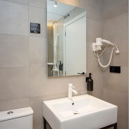 Hotel Aila Ii Boutique By Singularstays - Digital Access Burjassot