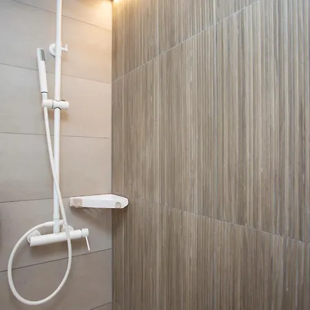 Aila Ii Boutique By Singularstays - Digital Access Otel Burjassot